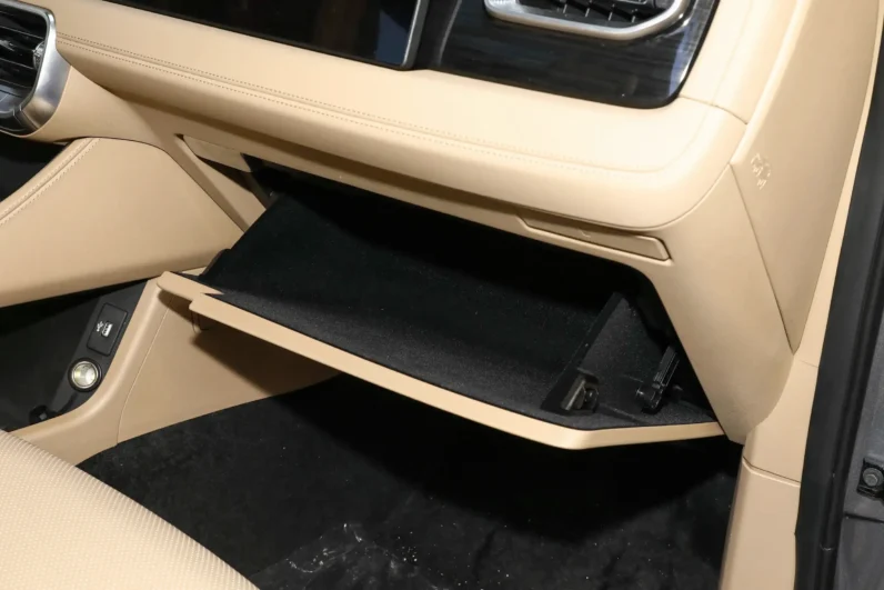 
								BAIC BJ60 Thunder full									