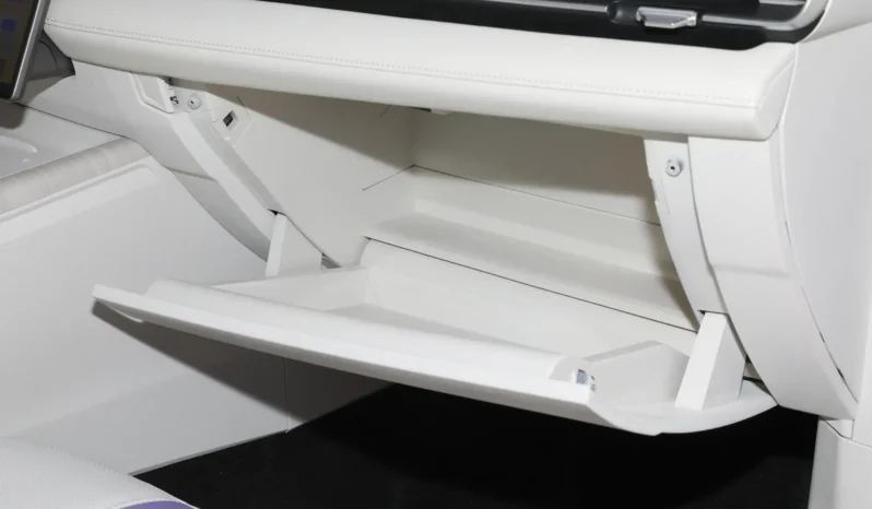 
								Geely Preface L full									