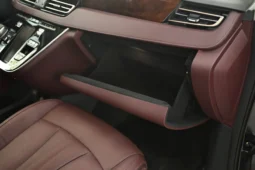 
										Hongqi HQ9 PHEV full									