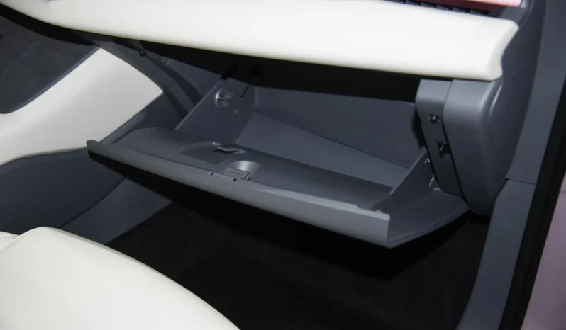 
								Lynk & Co 06 EM-P full									