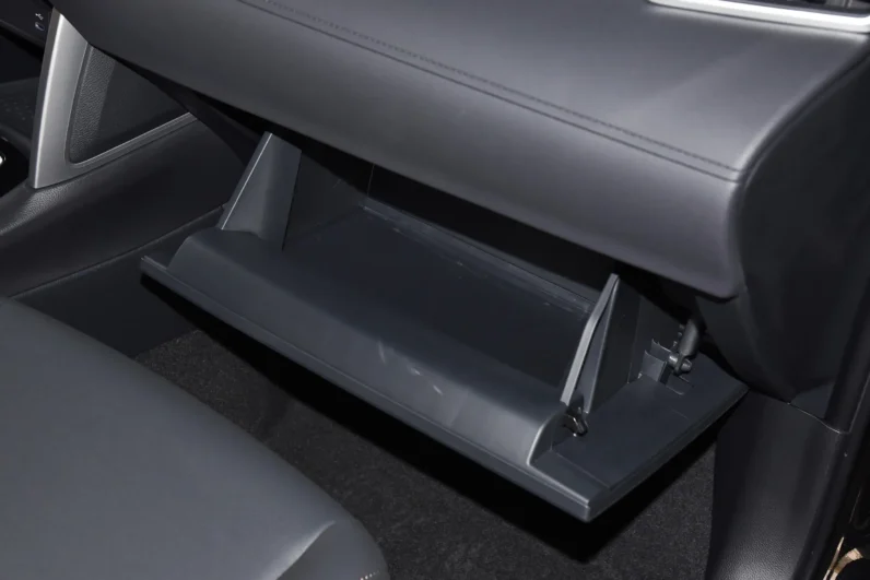 
								Toyota Frontlander full									