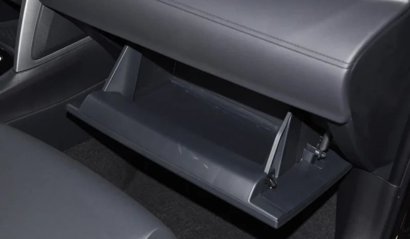 
								Toyota Frontlander full									