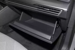 
										Volkswagen Golf full									