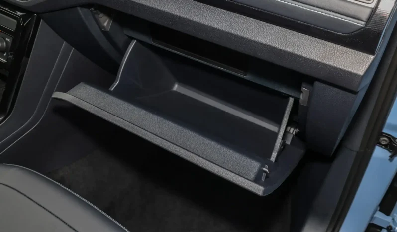 
								Volkswagen Tharu full									