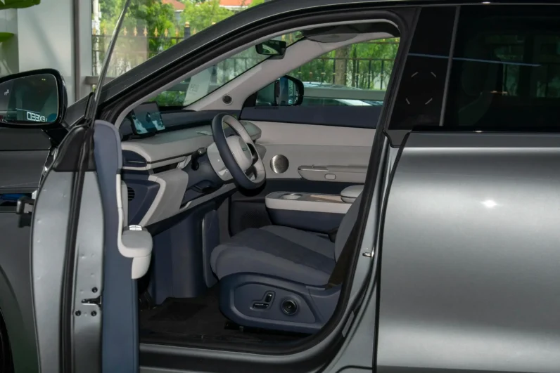 
								EXEED Sterra ET full									