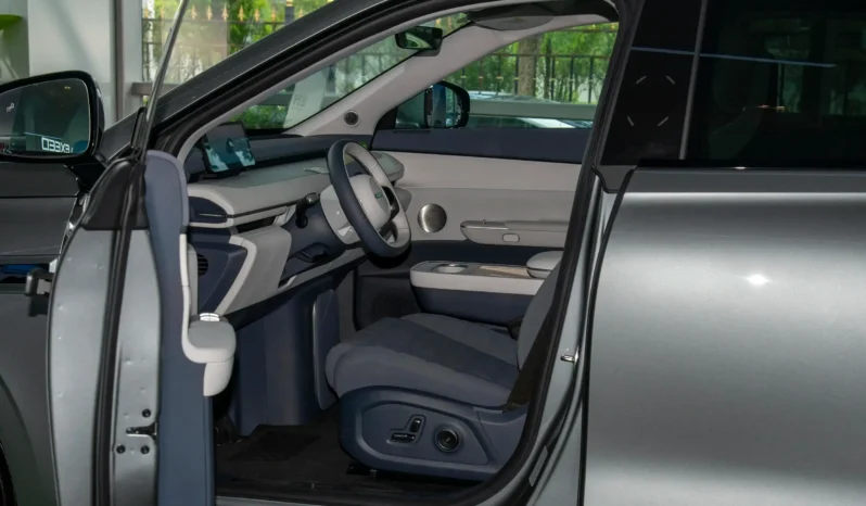 
								EXEED Sterra ET full									