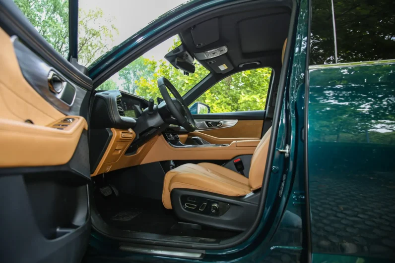 
								GAC Trumpchi ES9 PHEV full									