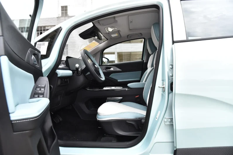 
								Geely Geometry E Firefly full									