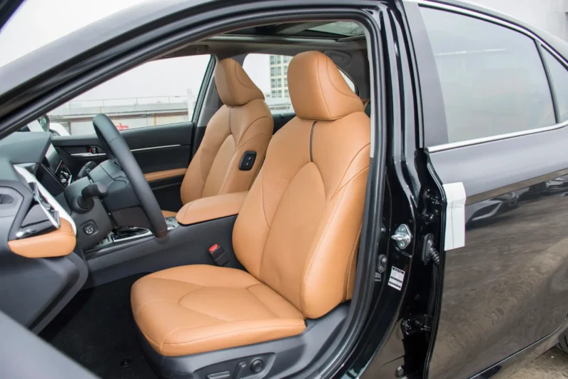 
								Toyota Camry 2026 full									