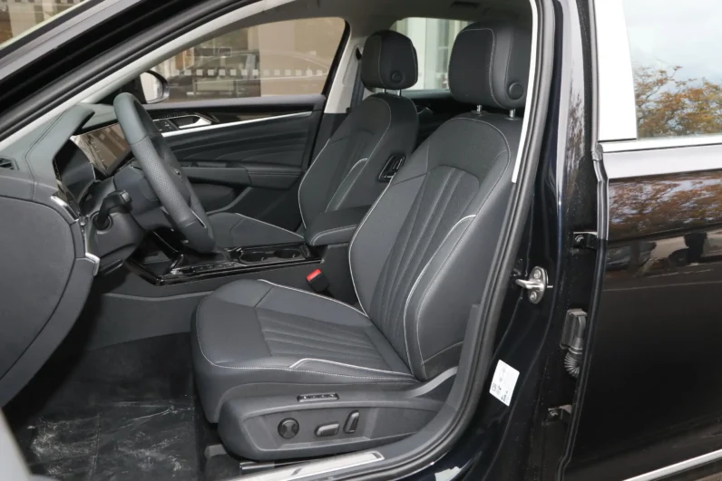
								Volkswagen Passat 2026 full									