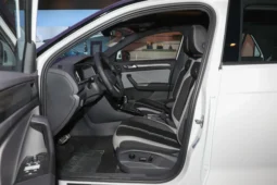 
										Volkswagen T-Roc full									