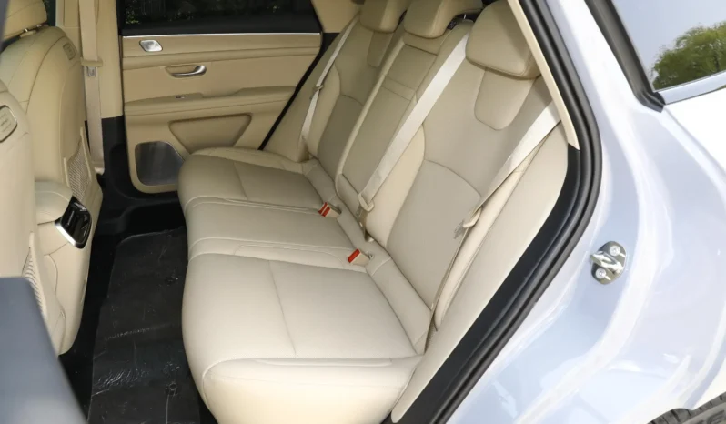 
								AITO M5 full									