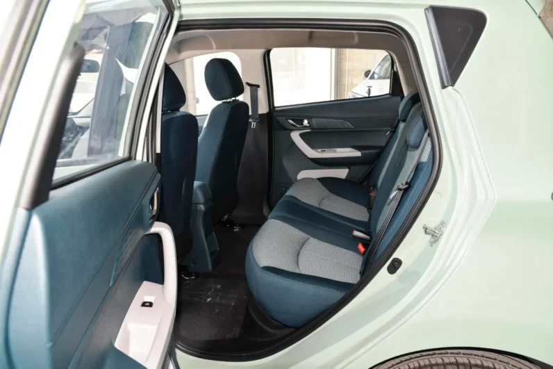 
								Changan Benben E-Star full									