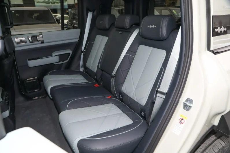 
								Fangchengbao Bao 5 (BYD Leopard 5) full									