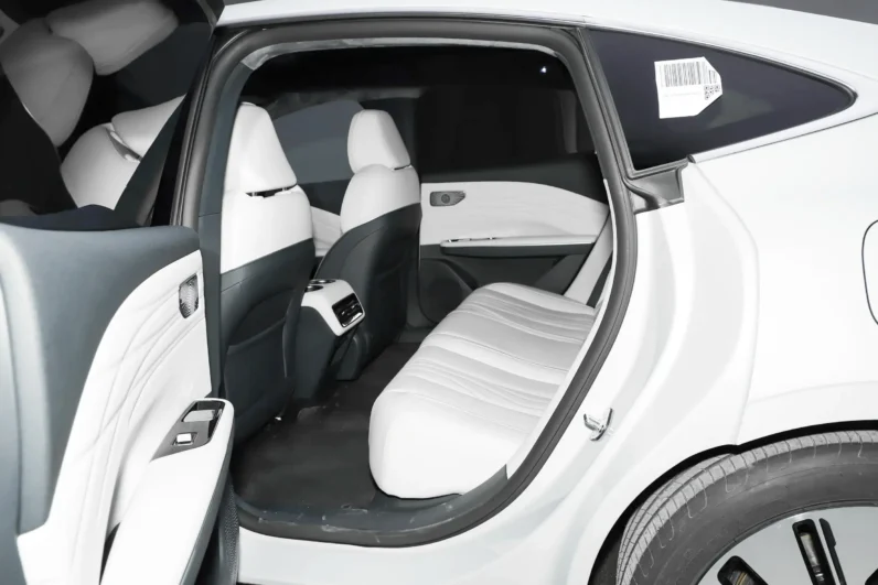 
								Geely Galaxy E8 full									