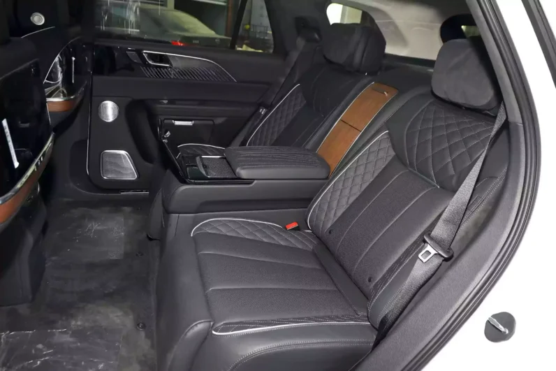 
								Hongqi E-HS9 full									