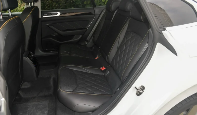 
								Volkswagen Arteon full									