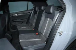 
										Volkswagen Golf 2026 full									