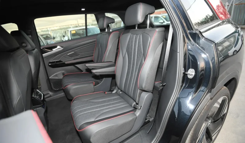 
								Volkswagen ID.4 CROZZ full									