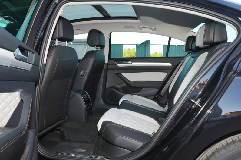 
								Volkswagen Magotan 2026 full									