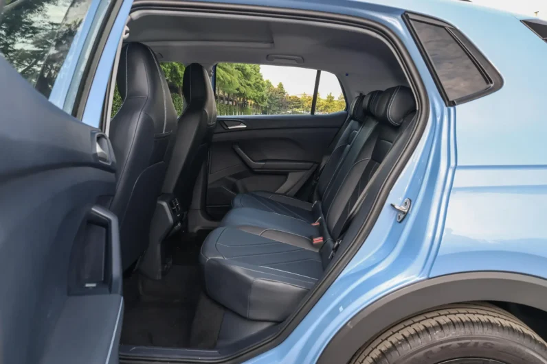 
								Volkswagen Tharu full									