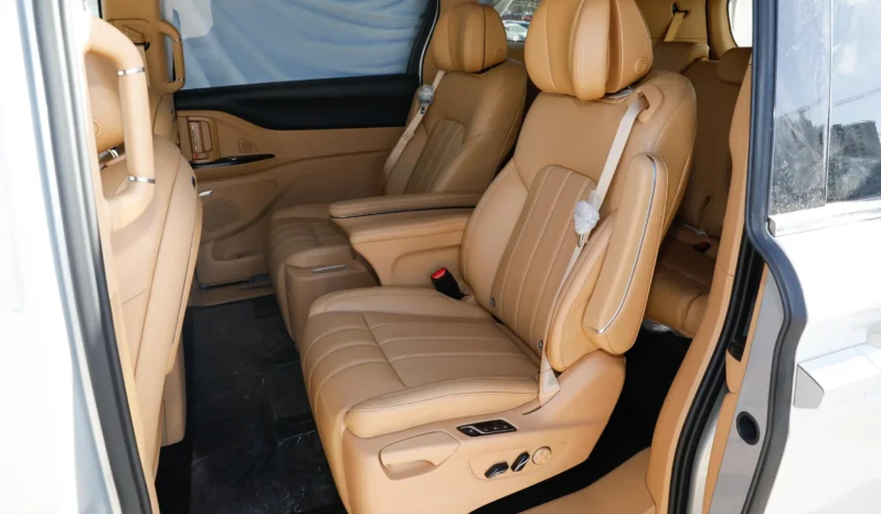 
								Voyah Dreamer PHEV full									