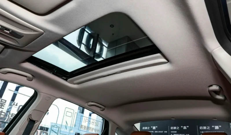 
								Changan Qiyuan A05 (NEVO) full									