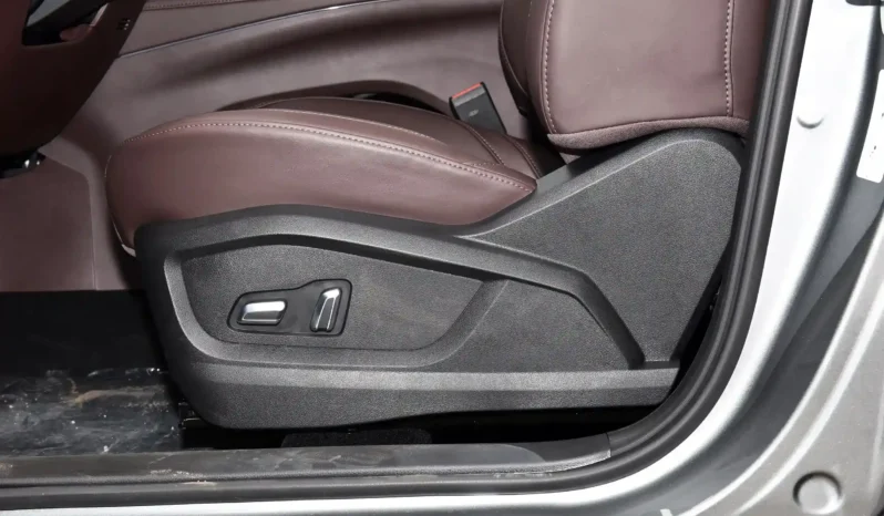 
								Chery Tiggo 8 PLUS full									