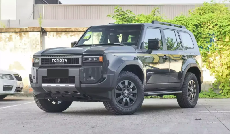 Imgi 15 Toyota Land Cruiser Prado 2024 picture