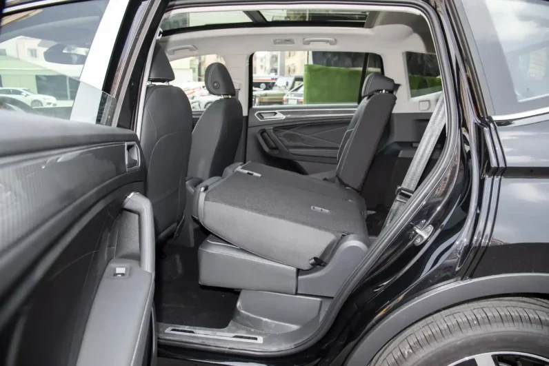 
								Volkswagen Tiguan L full									
