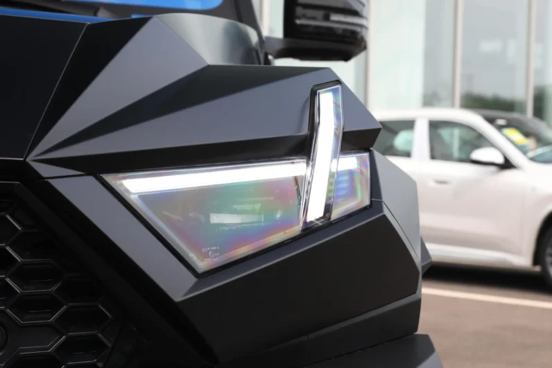 
								M-Hero 917 REEV full									