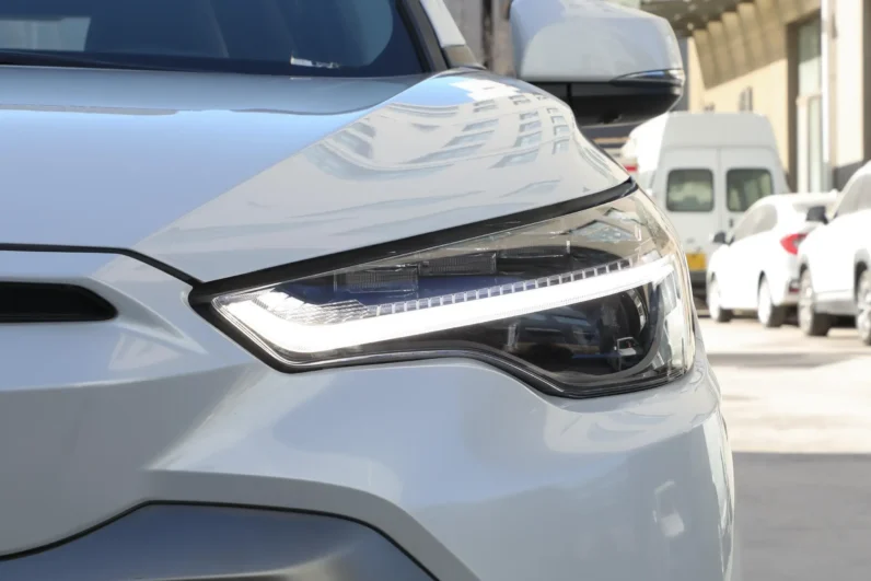 
								Toyota Frontlander full									