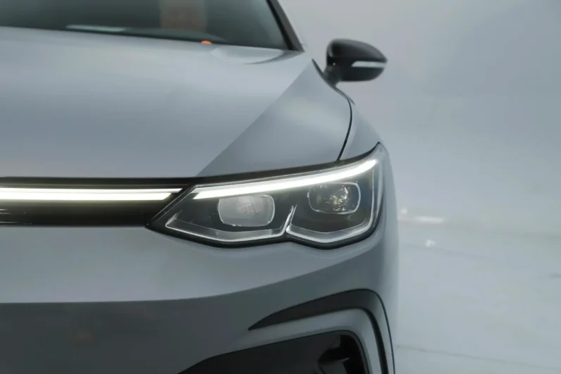 
								Volkswagen Golf 2026 full									