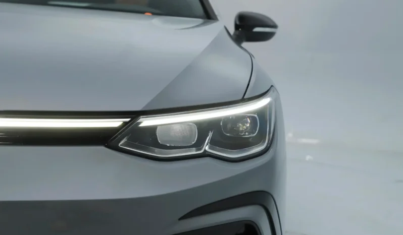 
								Volkswagen Golf 2026 full									