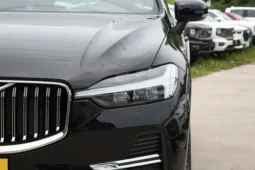 
										Volvo XC60 PHEV full									