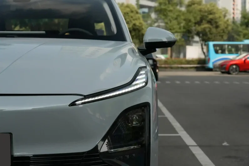 
								Wuling Xingguang EV full									