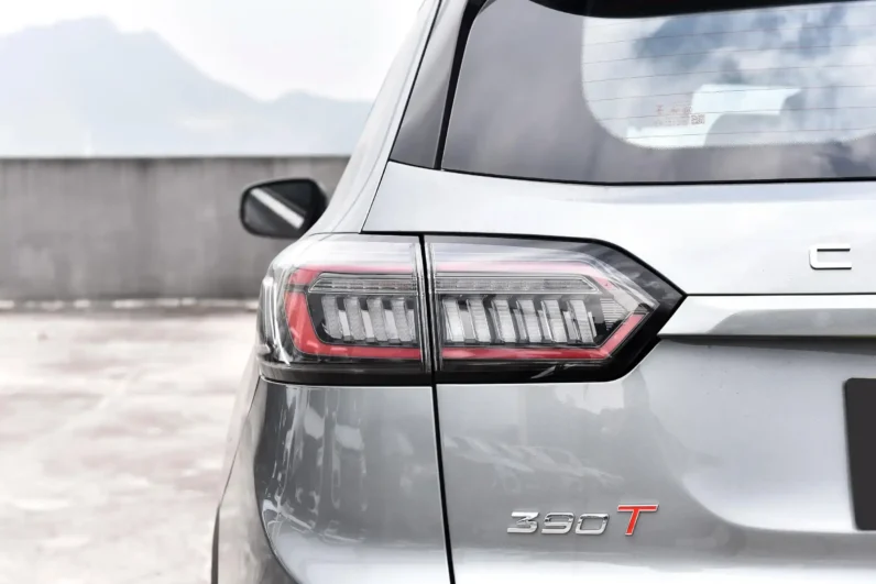 
								Chery Tiggo 8 PLUS full									