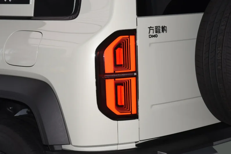 
								Fangchengbao Bao 5 (BYD Leopard 5) full									