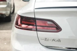 
										Volkswagen Arteon full									