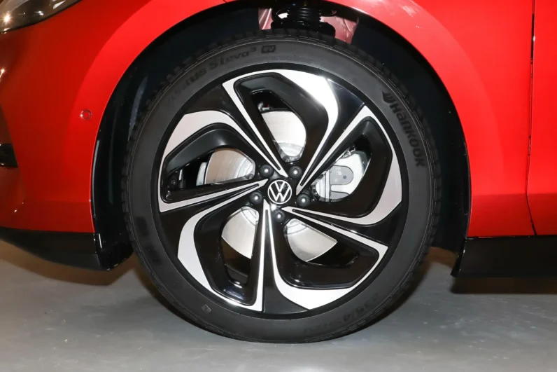 
								Volkswagen ID.7 VIZZION full									