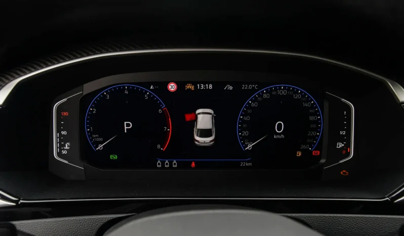 
								Volkswagen Arteon full									