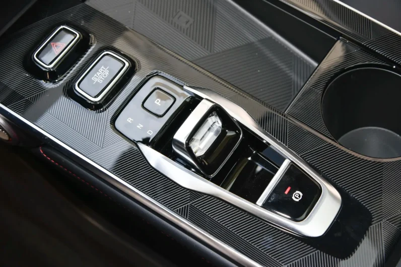 
								GAC Trumpchi Emkoo full									