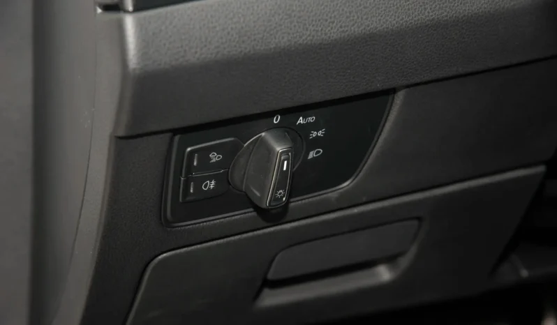 
								Volkswagen Arteon full									