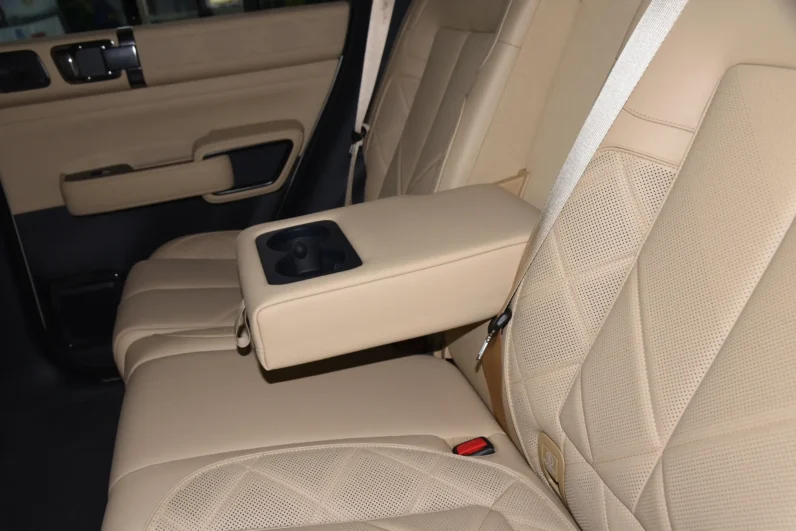 
								Fangchengbao Bao 5 (BYD Leopard 5) full									