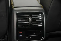 
										Volkswagen Arteon full									