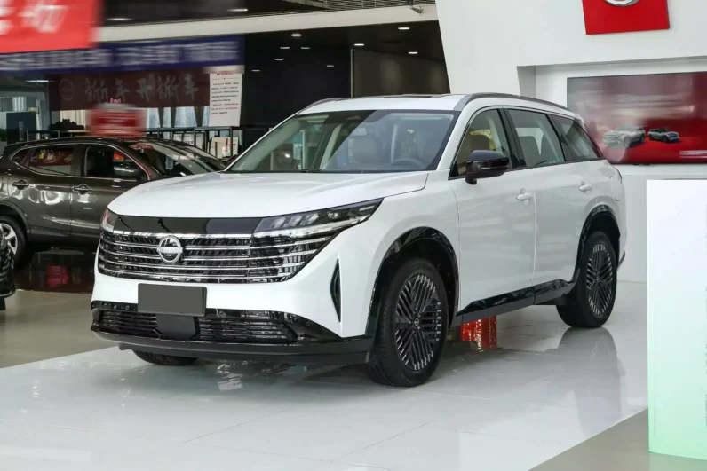 Imgi 27 Nissan Pathfinder 2024 appearance