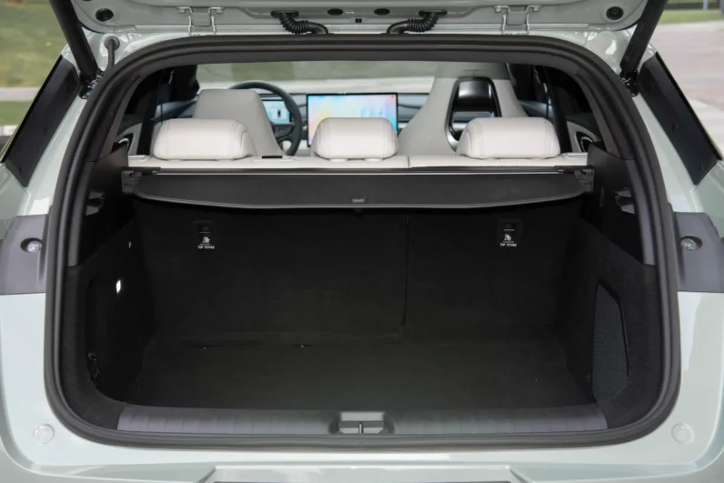 Imgi 2 BYD Seal 06 GT 2025 space