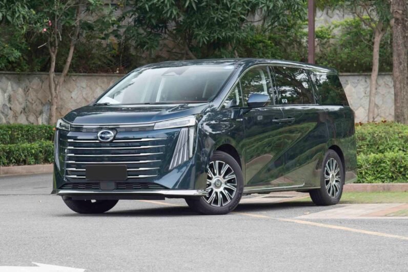 Imgi 3 GAC Trumpchi E9 PHEV 2023 appearance