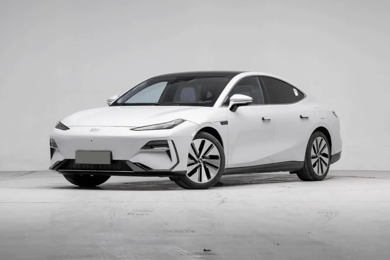 Imgi 3 Geely Galaxy E8 2024 appearance