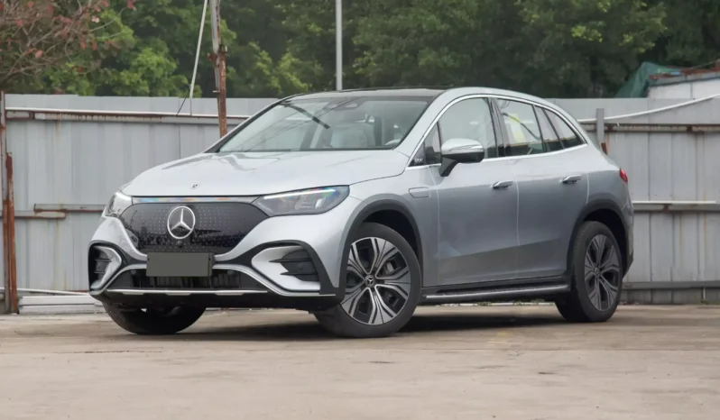 Imgi 3 Mercedes Benz EQE SUV 2024 appearance